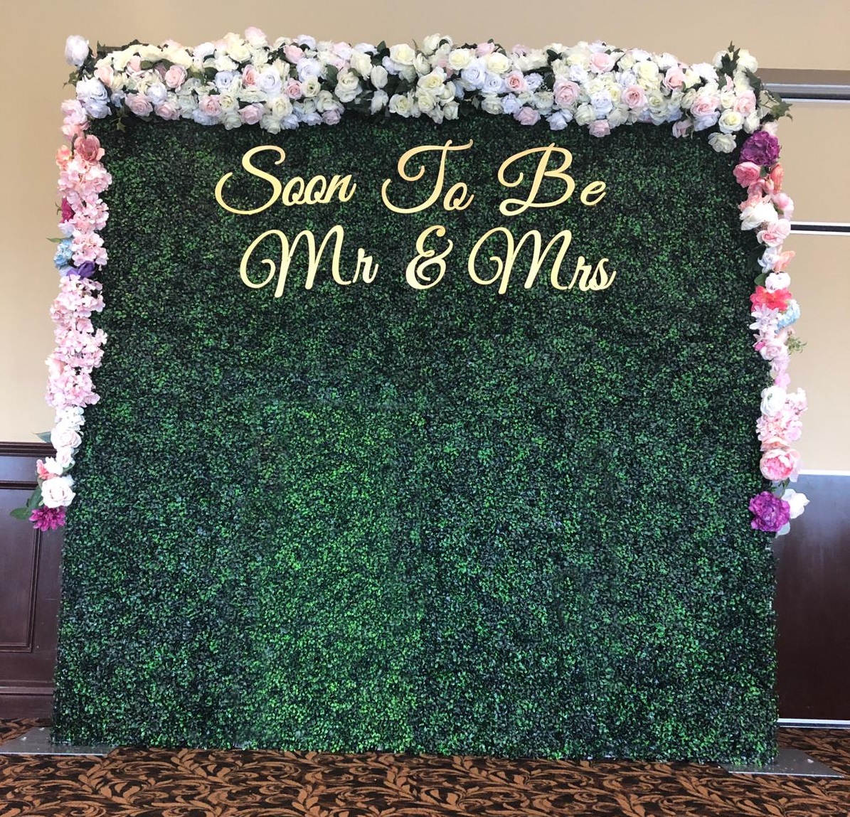 Why You should get a Flower Wall for Your Wedding in Miami? Flower